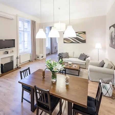 Apartment Paulay