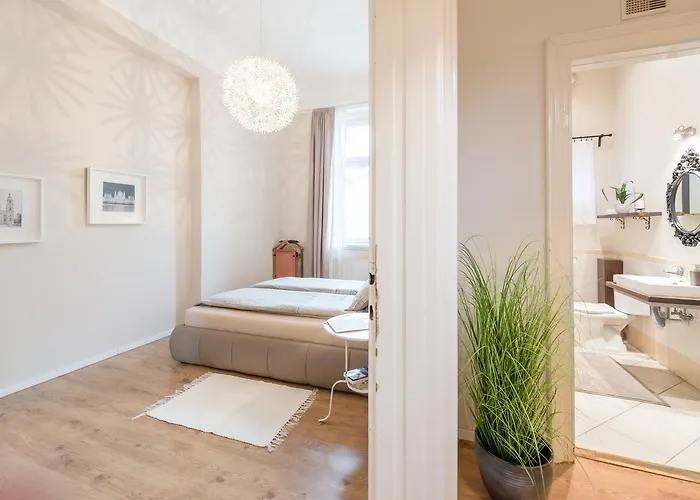 Apartment Downtown Heart Classy Near The Basilica Budapest